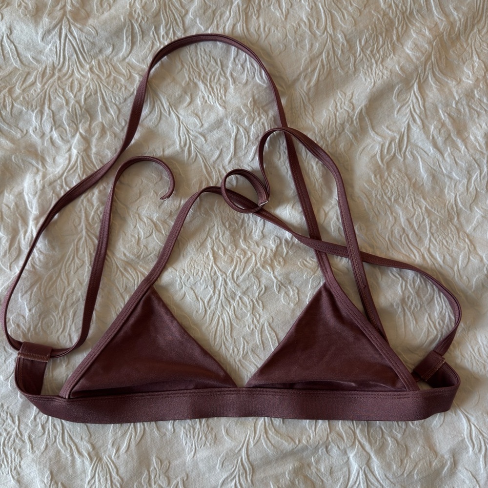 Strappy bikini top